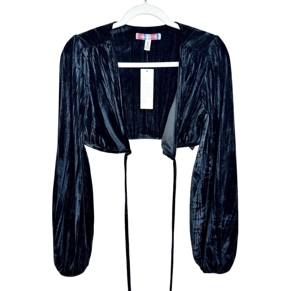 NWT Urban Outfitters Florentina Velvet Wrap Top Medium Black - Picture 6 of 13